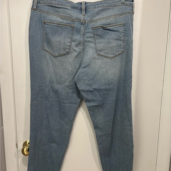 Universal Thread Light Blue High Rise Straight Crop Jeans Size 16/33 - Picture 4 of 9